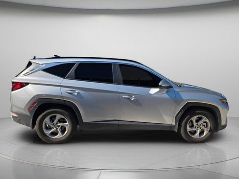 Used 2024 Hyundai Tucson SEL FWD image 5