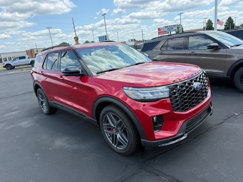 New 2026 Ford Explorer ST w/ Sun And Sound Package AWD/4WD image 3