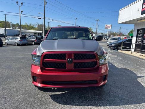 Used 2013 RAM 1500 Express RWD image 2