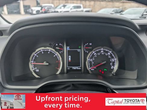 Used 2023 Toyota 4Runner Limited AWD/4WD image 19