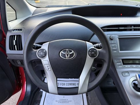 Used 2012 Toyota Prius Four image 18