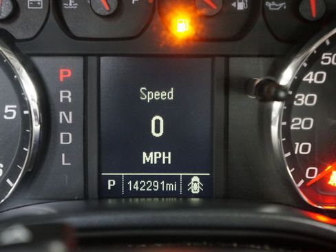 Used 2017 GMC Sierra 1500 4x4 Double Cab image 10