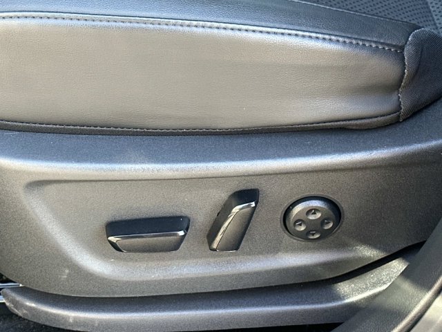 Used 2024 Nissan Ariya FWD image 22