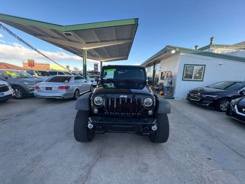 Used 2014 Jeep Wrangler Unlimited Sport w/ Quick Order Package 24S AWD/4WD image 2