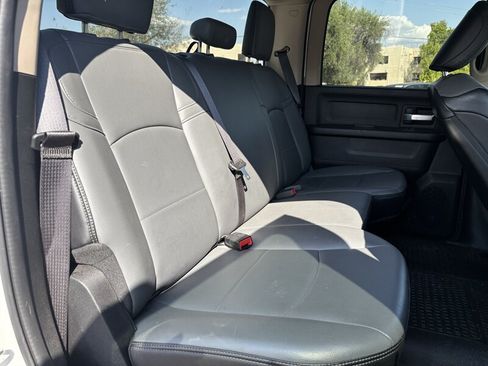 Used 2019 RAM 2500 Tradesman w/ Chrome Appearance Group AWD/4WD image 15