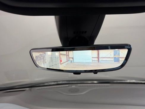 Used 2024 Buick Enclave Premium image 28