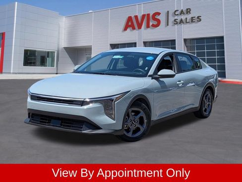Used 2025 Kia K4 FWD image 1