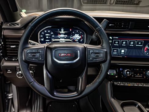 Used 2026 GMC Sierra 2500 AT4 w/ AT4 Premium Plus Package AWD/4WD image 19