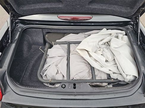 Used 2004 Ford Thunderbird image 14