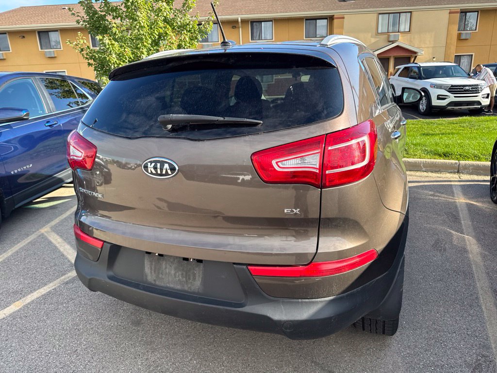 Used 2011 Kia Sportage EX AWD/4WD image 4