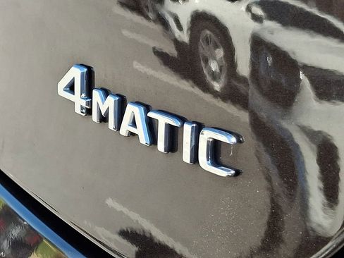 Used 2018 Mercedes-Benz GLC 300 4MATIC Coupe image 33
