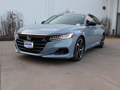 Used 2022 Honda Accord Sport Special Edition image 3