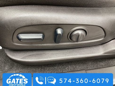 Used 2025 Chevrolet Blazer LT image 15