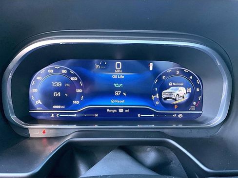 Used 2023 Chevrolet Tahoe Z71 w/ Luxury Package image 9