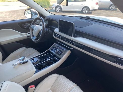 Used 2020 Lincoln Aviator Black Label Grand Touring image 16