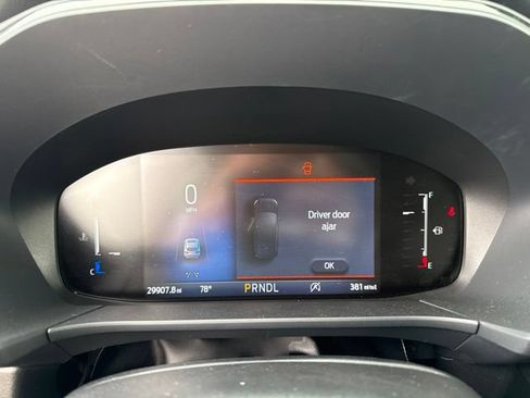 Used 2025 Ford Escape ST-Line Select AWD/4WD image 16