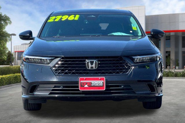 Used 2024 Honda Accord EX-L image 10