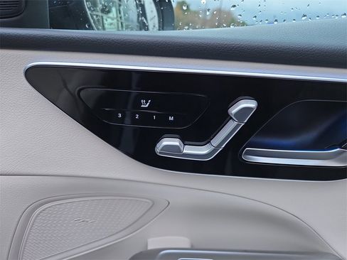 Certified 2022 Mercedes-Benz C 300 4MATIC Sedan image 17