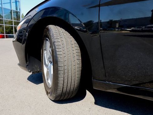 Used 2024 Hyundai Elantra SE image 29