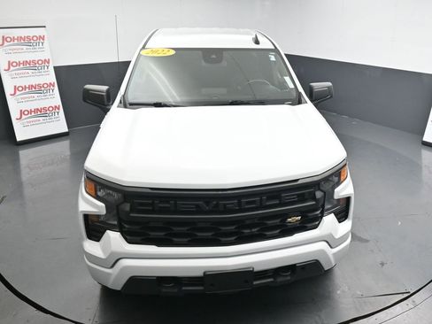 Used 2022 Chevrolet Silverado 1500 Custom AWD/4WD image 27