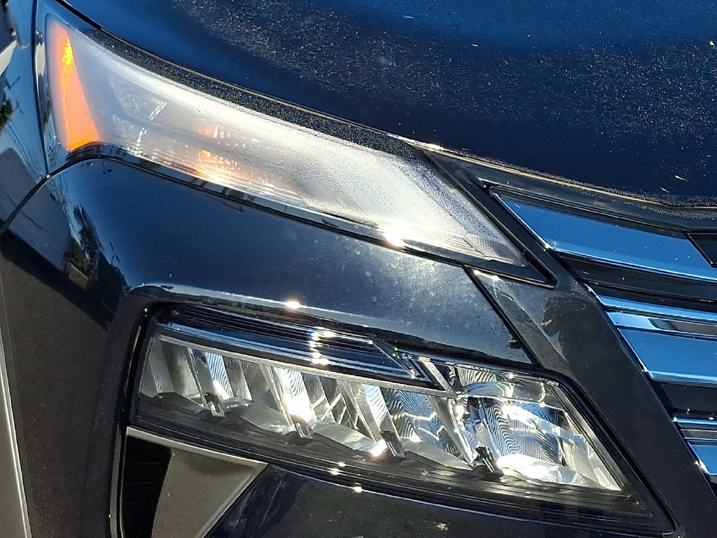 Certified 2025 Nissan Rogue SL w/ Tech Package AWD/4WD image 10