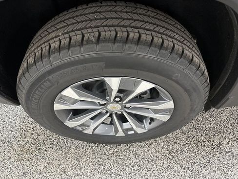 New 2026 Chevrolet Equinox LT w/ Convenience Package II AWD/4WD image 28