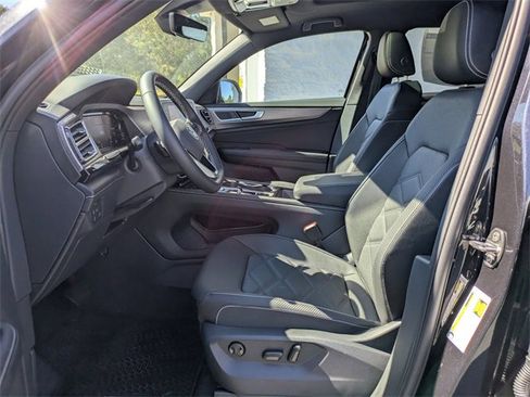 New 2026 Volkswagen Atlas Cross Sport SE image 23