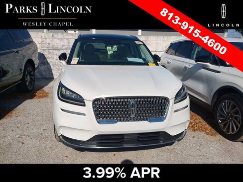 Used 2022 Lincoln Corsair FWD w/ Premium Package image 3