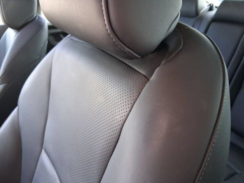 Used 2025 Honda Accord Touring image 17