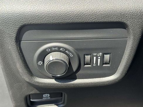 New 2026 Jeep Grand Cherokee L Laredo AWD/4WD image 29