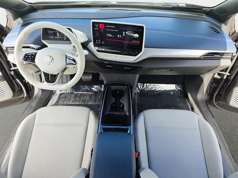 Used 2023 Volkswagen ID.4 Pro S image 10