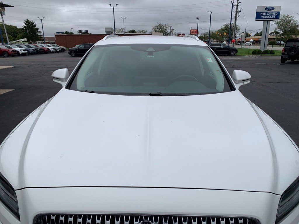 Used 2023 Lincoln Nautilus AWD w/ Premium Package image 9