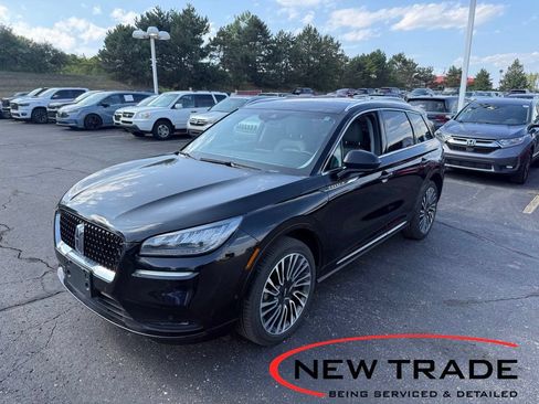 Used 2022 Lincoln Corsair AWD w/ Equipment Group 101A image 1
