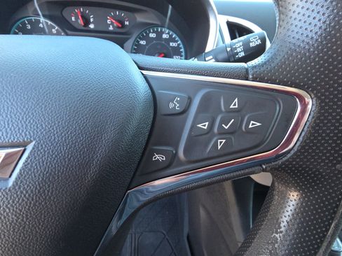 Used 2019 Chevrolet Equinox LS w/ LS Convenience Package image 19