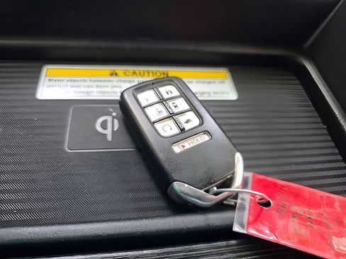 Used 2019 Honda Odyssey Elite image 34