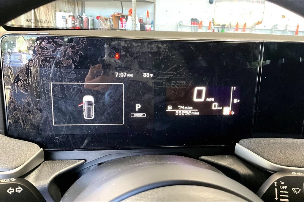 Used 2025 Nissan Kicks SV FWD image 16