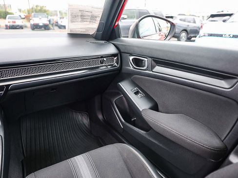Certified 2022 Honda Civic Sport image 6