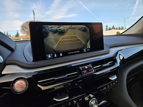 New 2026 Acura MDX SH-AWD image 36