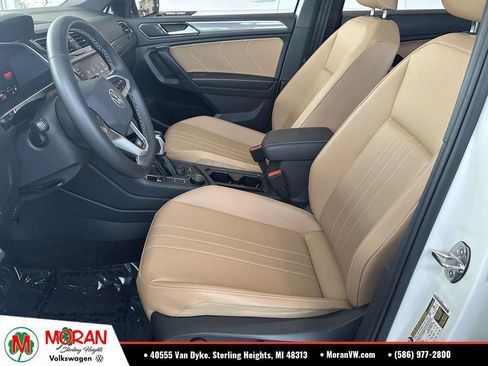 Certified 2023 Volkswagen Tiguan SE R-Line AWD/4WD image 20