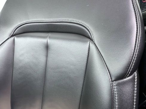 Used 2024 Jeep Grand Cherokee L Limited image 25