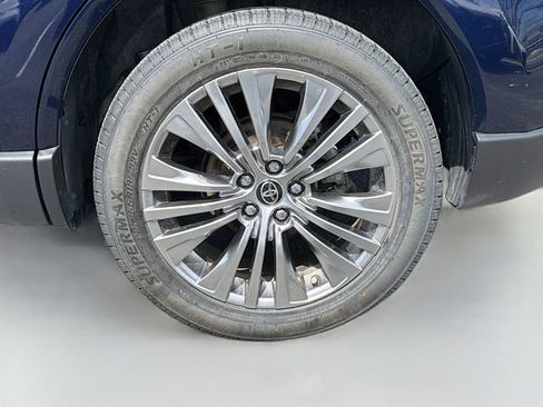 Used 2022 Toyota Venza Limited w/ Advanced Technology Package AWD/4WD image 29