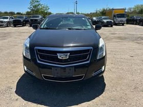 Used 2016 Cadillac XTS Luxury w/ Driver Awareness Package FWD image 2