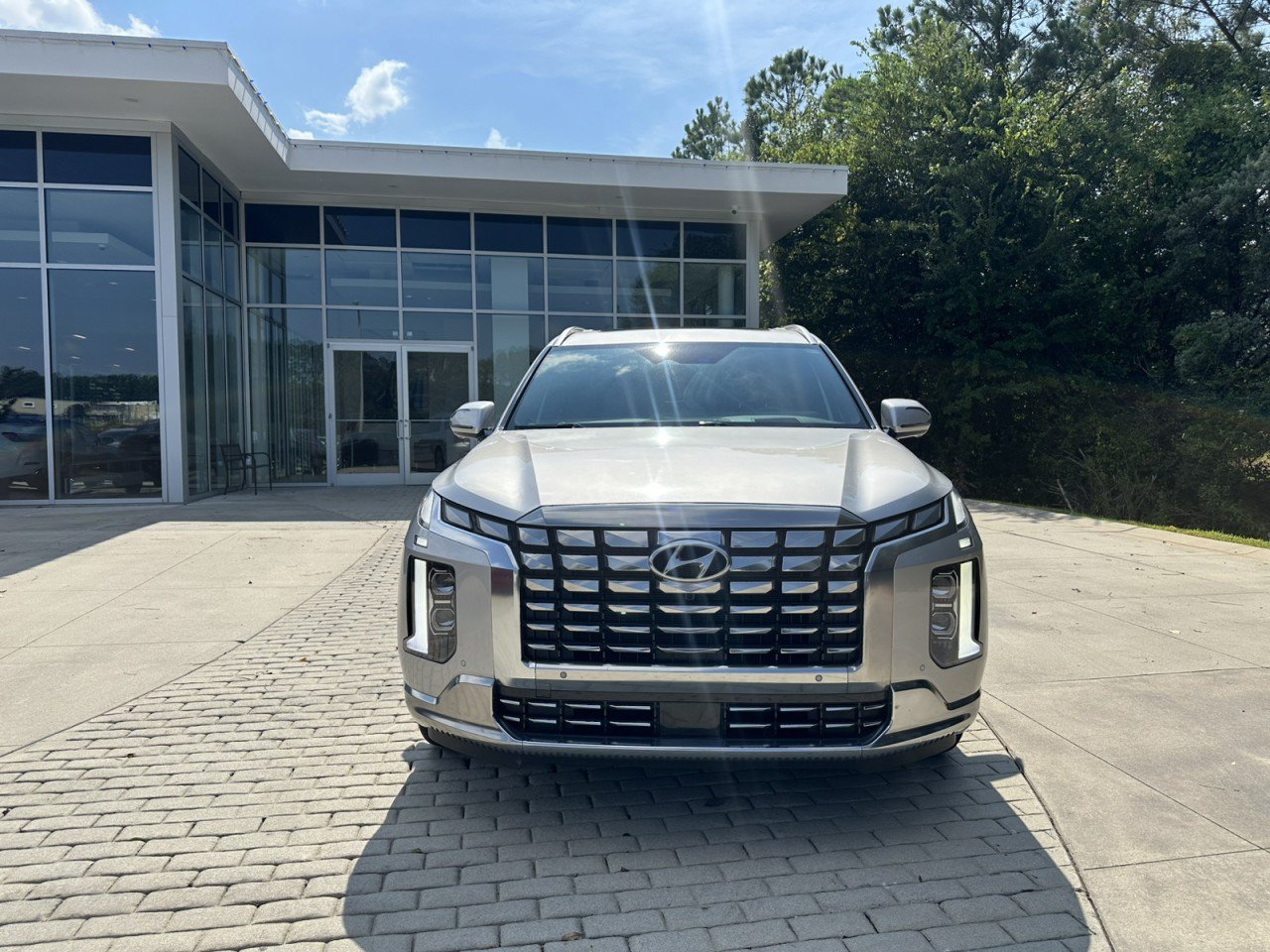 Used 2024 Hyundai Palisade Calligraphy AWD/4WD image 9