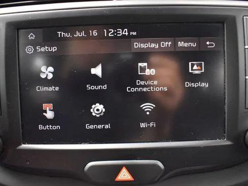 Used 2023 Kia Soul LX w/ LX Technology Package FWD image 31