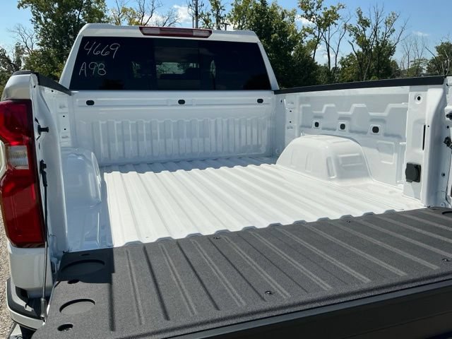 New 2026 Chevrolet Silverado 1500 RST w/ Safety Package AWD/4WD image 11
