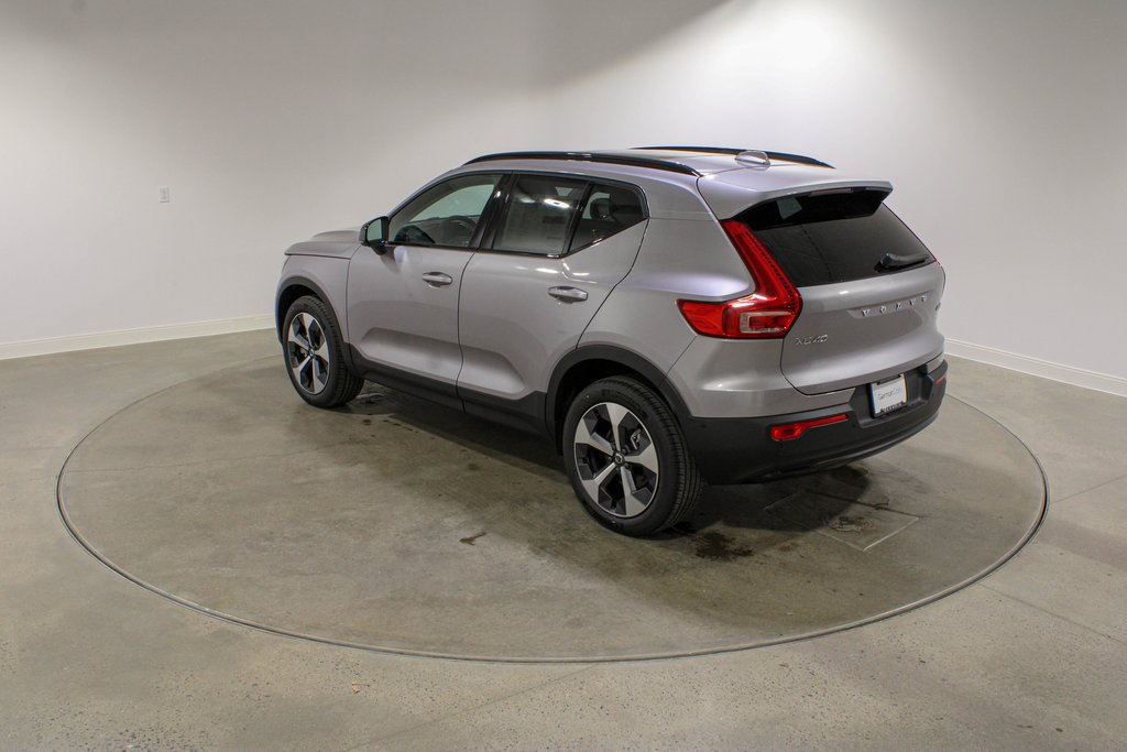 Used 2026 Volvo XC40 B5 Plus w/ Protection Package Premier AWD/4WD image 3