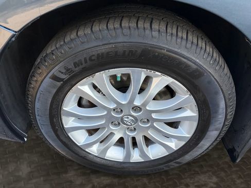 Used 2017 Toyota Sienna XLE w/ Protection Package image 35