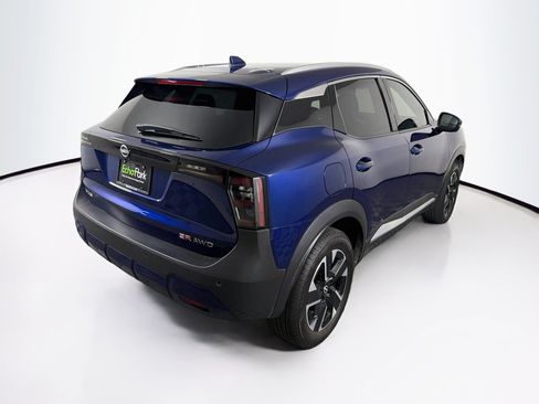 Used 2025 Nissan Kicks SR w/ Illumination Package AWD/4WD image 9