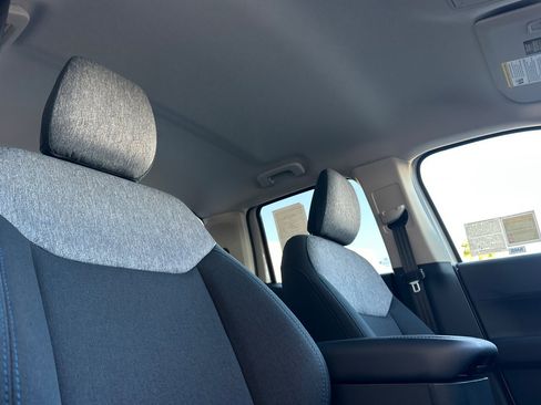 New 2026 Ford Maverick XLT w/ XLT Luxury Package image 15