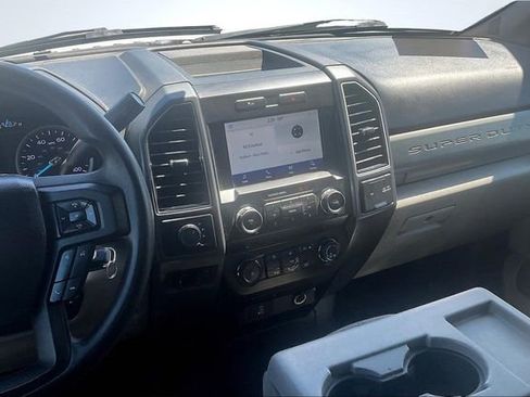 Used 2021 Ford F250 XLT AWD/4WD image 6